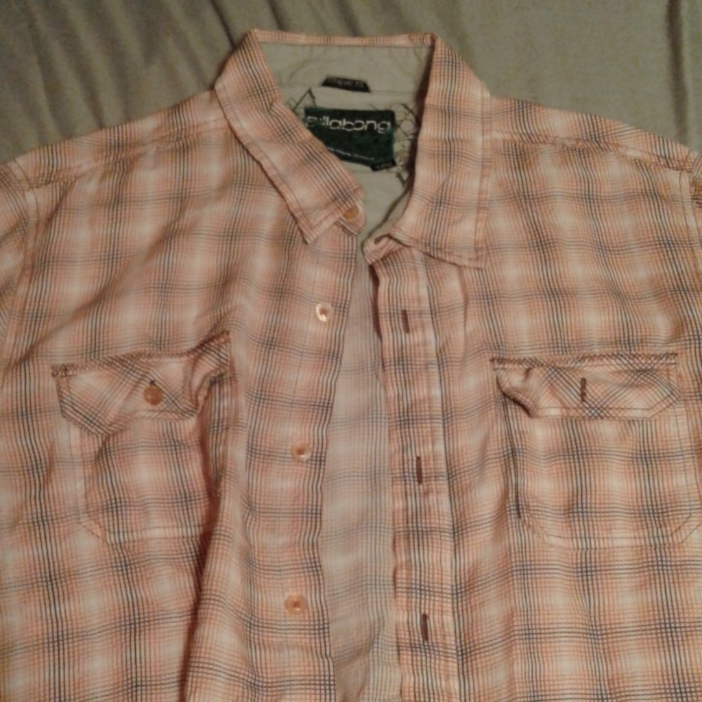 Billabong straight fit XL button down shirt